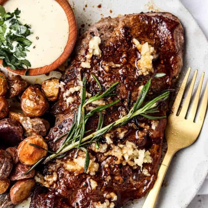 Steak Date Night Dinner with Garlic Aioli - Allianna's Kitchen